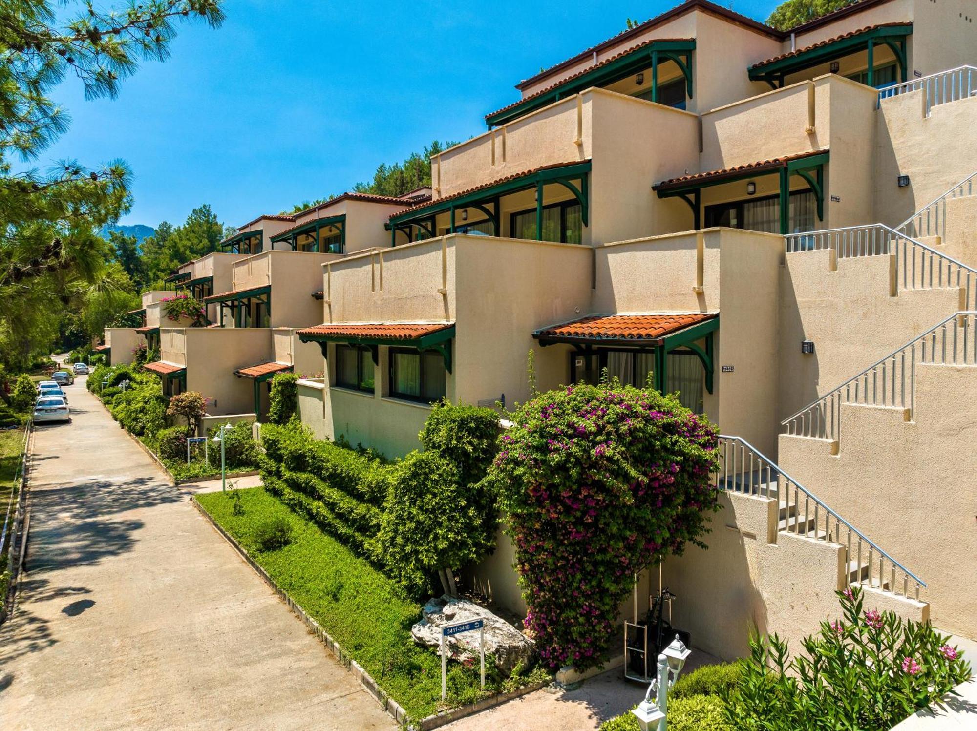 ラブランダ マレス マルマリス ホテル エクステリア 写真 The Villas at the Center for Spiritual Living, Los Angeles