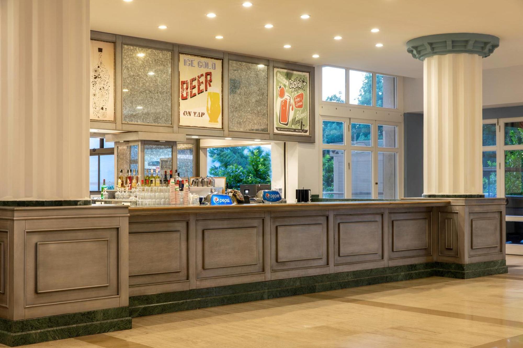 ラブランダ マレス マルマリス ホテル エクステリア 写真 The bar at the hotel